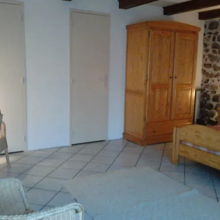 Chambres D'hotes La Garnasette Rosieres (Haute-Loire)